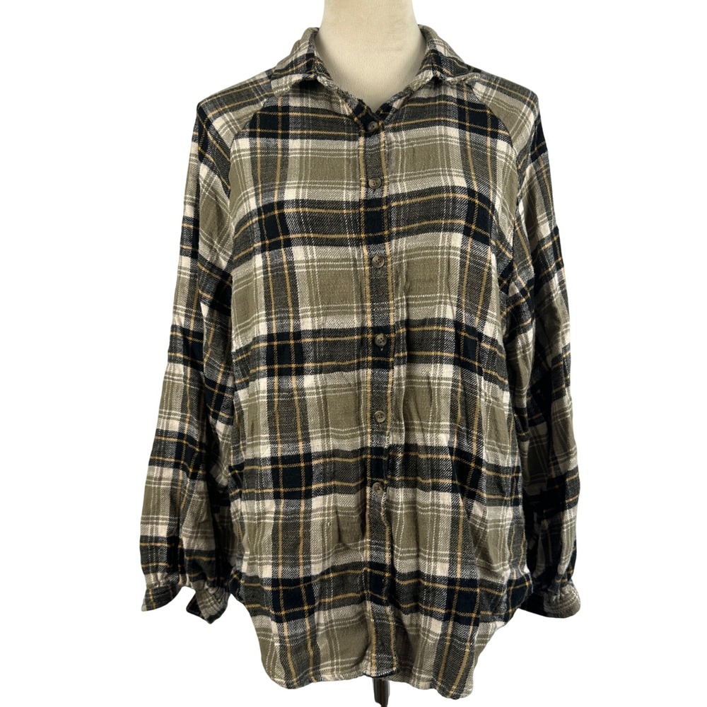 American Eagle Plaid Flannel Shirt Long Sleeve Button Up Women Medium Grunge